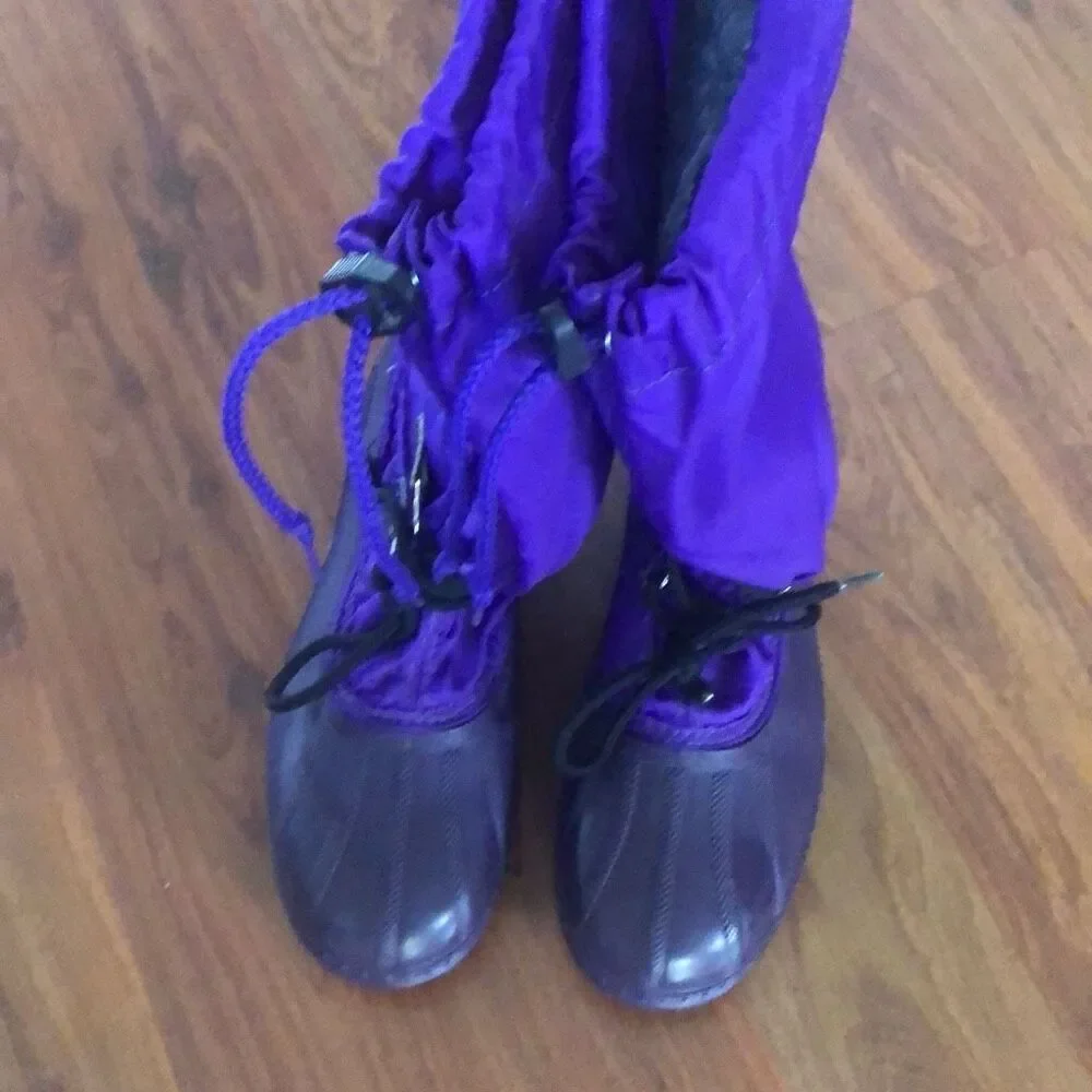 Sorel purple winter